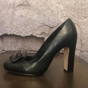 Guilhermina  Black Ribbon Pumps